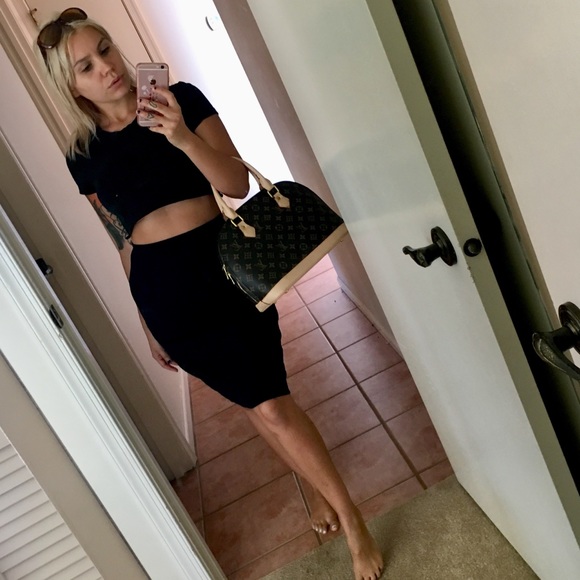 Ralph Lauren Dresses & Skirts - Ralph Lauren navy pencil skirt